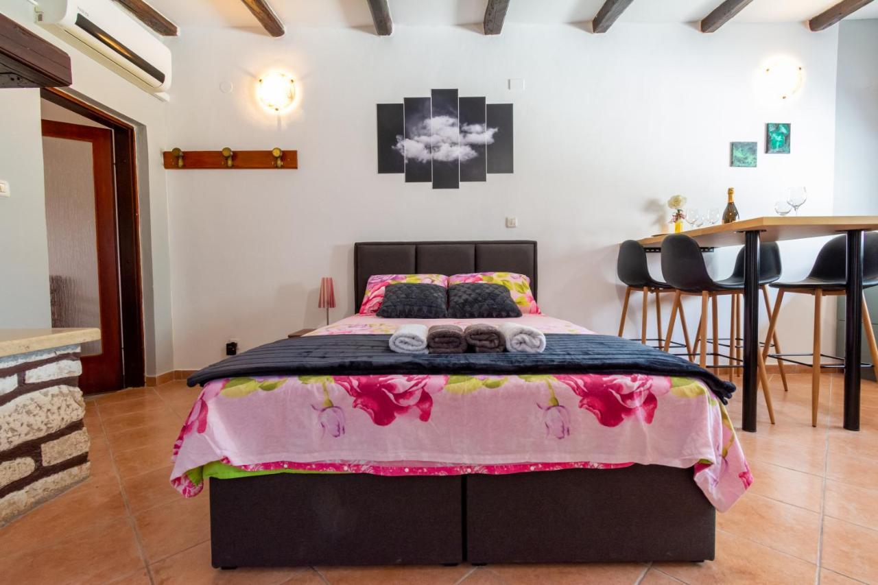 MuntićHouse 1119别墅 外观 照片
